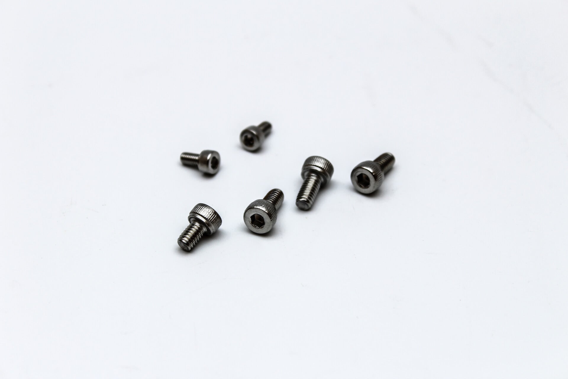 C961 Display Bolts
